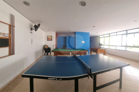 Apartamento à venda com 3 quartos, sendo 1 suíte, em Santo Amaro, São Paulo, SP