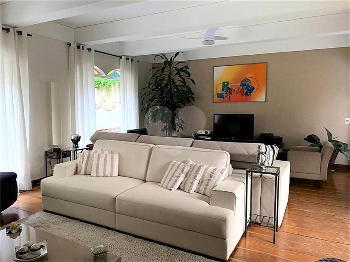 Casa à venda com 4 quartos, sendo 3 suítes,  em Fazenda Morumbi, São Paulo, SP