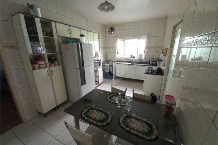 Casa Térrea à venda com 3 quartos em Jardim Maria Virginia, São Paulo, SP