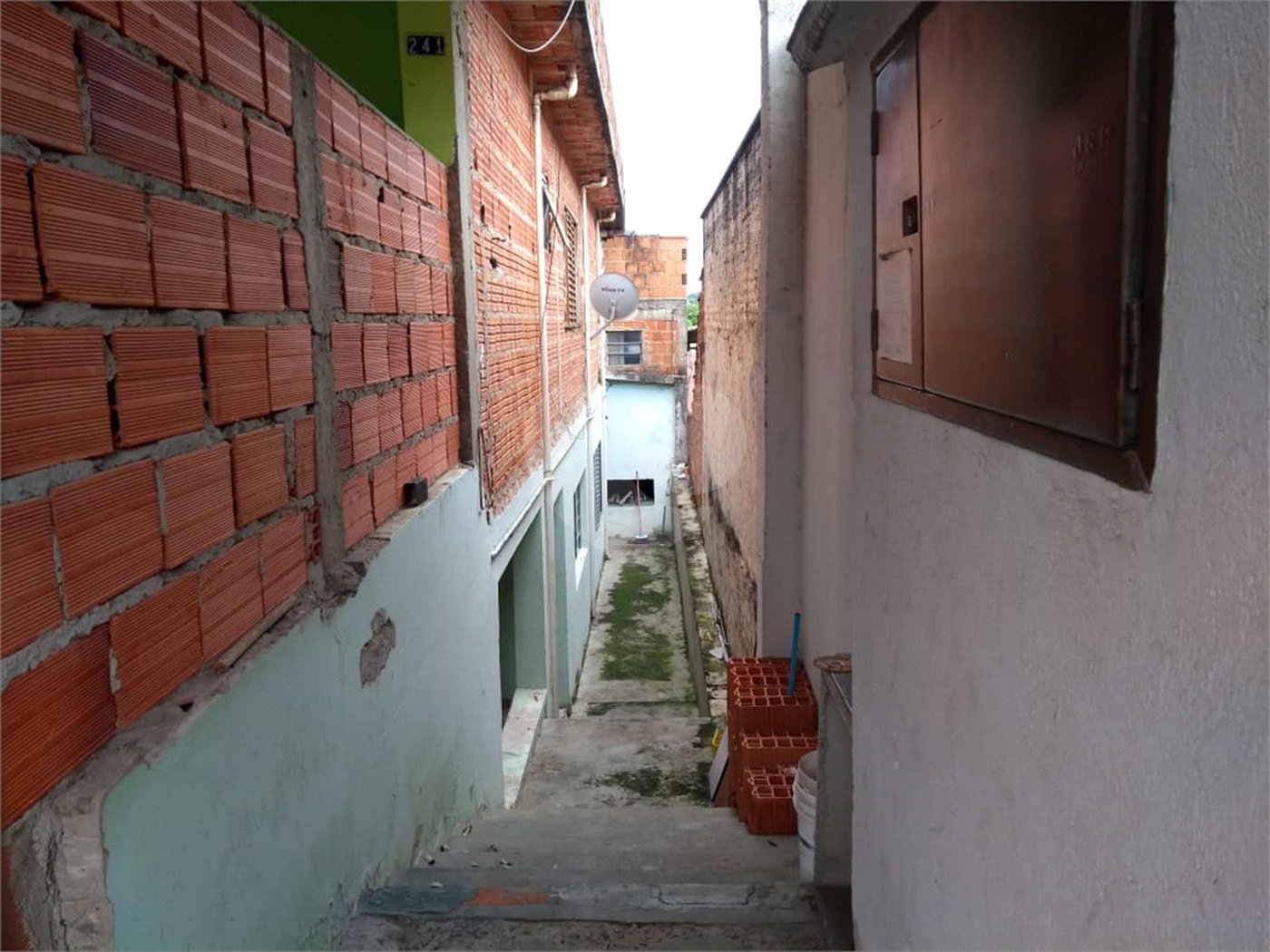 Casa à venda com 3 quartos, sendo 1 suíte,  em Vila Romão, Salto, SP