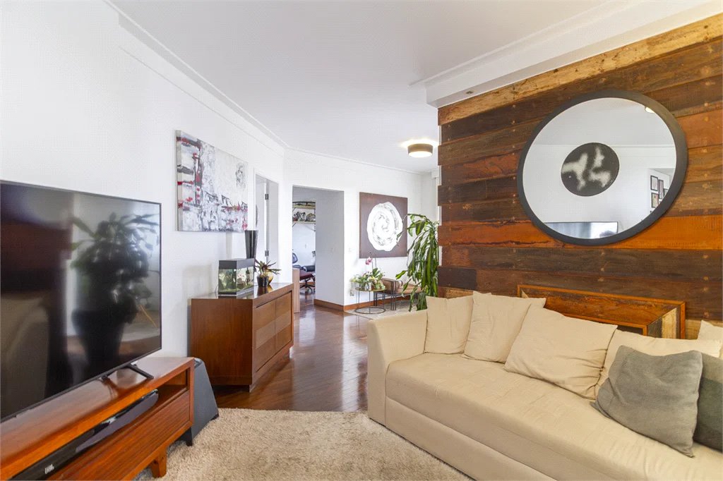 Apartamento à venda com 4 quartos, sendo 3 suítes, em Jardim Monte Kemel, São Paulo, SP