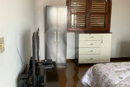 Sobrado à venda com 3 quartos, sendo 1 suíte,  em Vila Maria Alta, São Paulo, SP