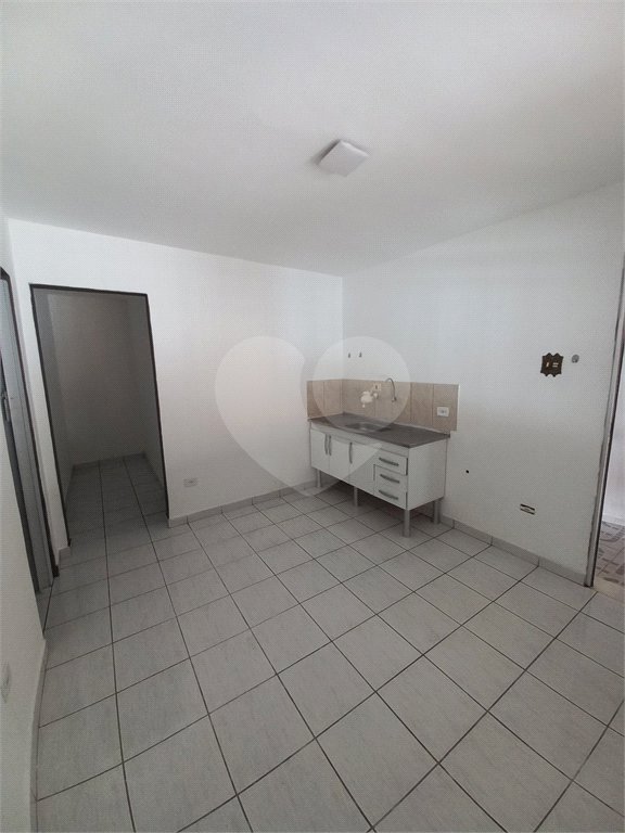 Casa à venda com 5 quartos, sendo 1 suíte, em Jardim Novo Taboão, São Paulo, SP