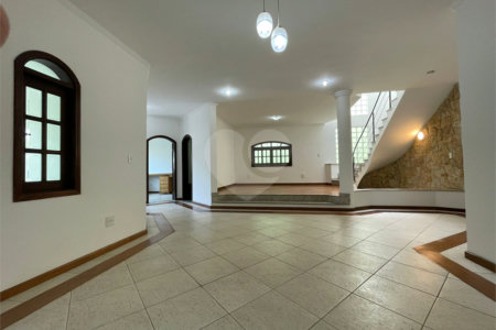 Casa à venda com 4 quartos, sendo 2 suítes,  em Jardim Pagliato, Sorocaba, SP