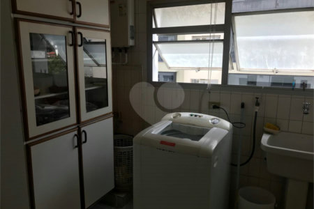 Apartamento à venda com 4 quartos, sendo 1 suíte, em Vila Monte Alegre, São Paulo, SP