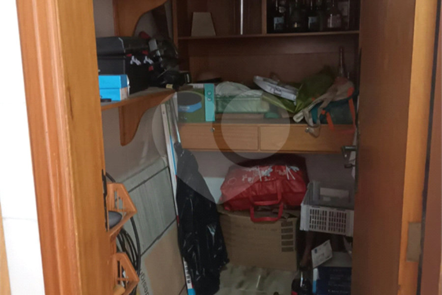 Sobrado à venda com 4 quartos, sendo 1 suíte, em Tremembé, São Paulo, SP
