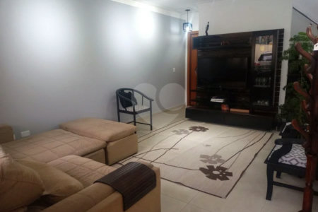 Sobrado à venda com 3 suítes em Vila Mazzei, São Paulo, SP