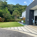Casa à venda com 4 quartos, sendo 3 suítes,  no condomínio Jardim das Palmeiras, Bragança Paulista - SP