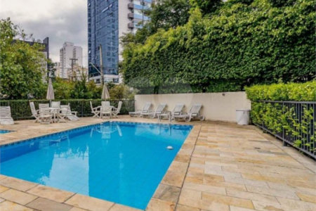 Apartamento à venda com 4 quartos, sendo 2 suítes, em Vila Olímpia, São Paulo, SP