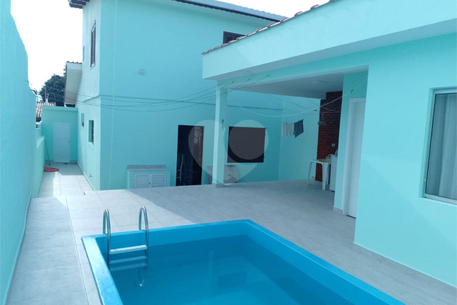 Casa à venda com 3 quartos, sendo 1 suíte, em Vila Rosalia, Guarulhos, SP