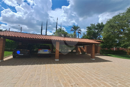 Casa à venda com 3 quartos, sendo 1 suíte, no condomínio Residencial Vale das Laranjeiras, Indaiatuba - SP
