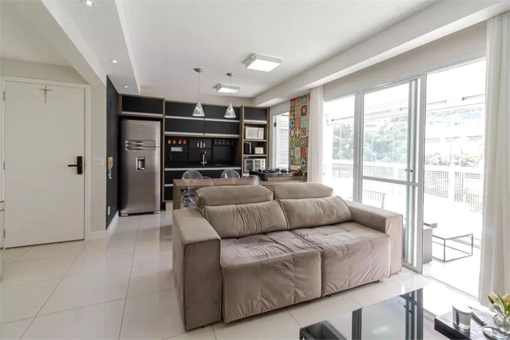 Apartamento à venda com 2 quartos, sendo 1 suíte, em Vila Andrade, São Paulo, SP
