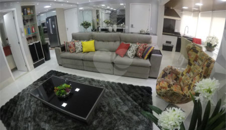 Apartamento à venda com 3 suítes no Centro, Santo André, SP
