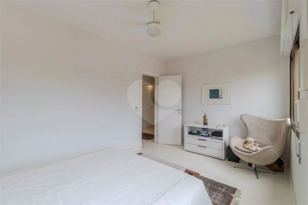 Apartamento à venda com 3 suítes em Vila Morumbi, São Paulo, SP