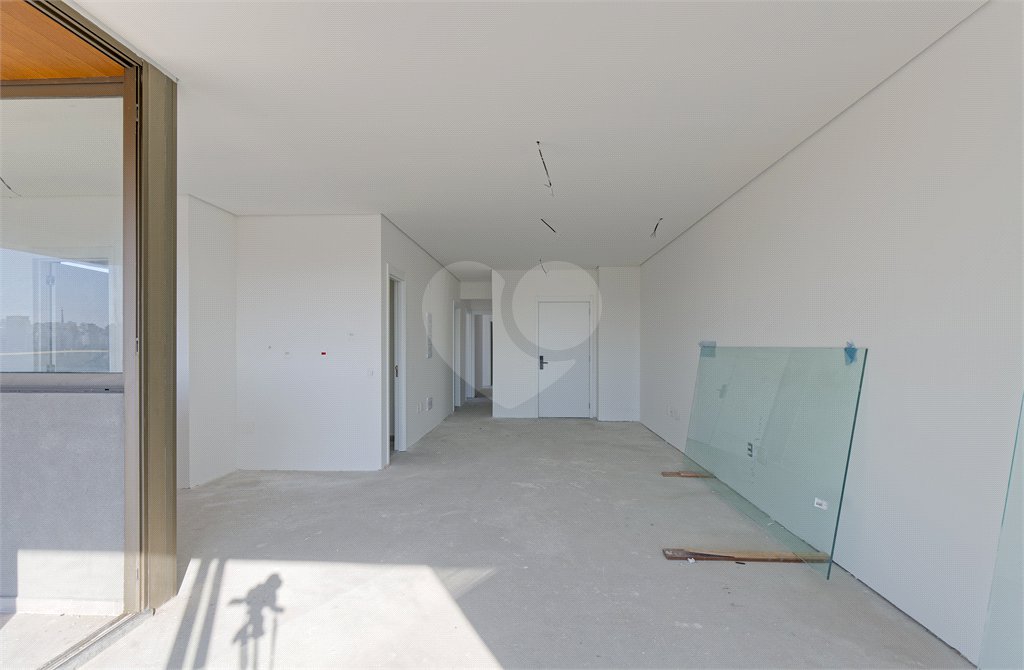 Apartamento à venda com 3 quartos, sendo 2 suítes, em Itaim Bibi, São Paulo, SP