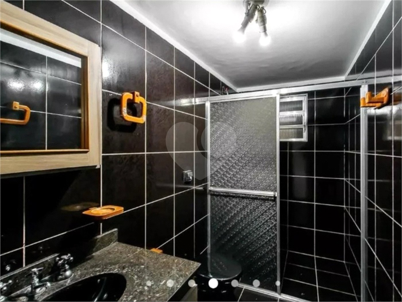 Casa à venda com 4 quartos, sendo 2 suítes, em Jardim Coimbra, São Paulo, SP