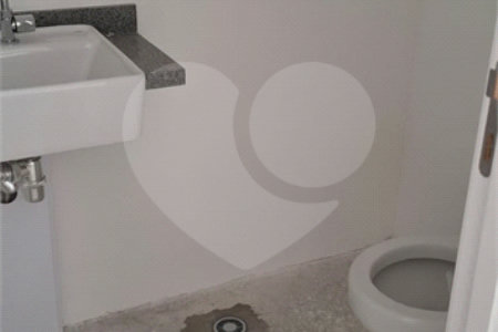 Apartamento à venda com 3 suítes em Santana, São Paulo, SP