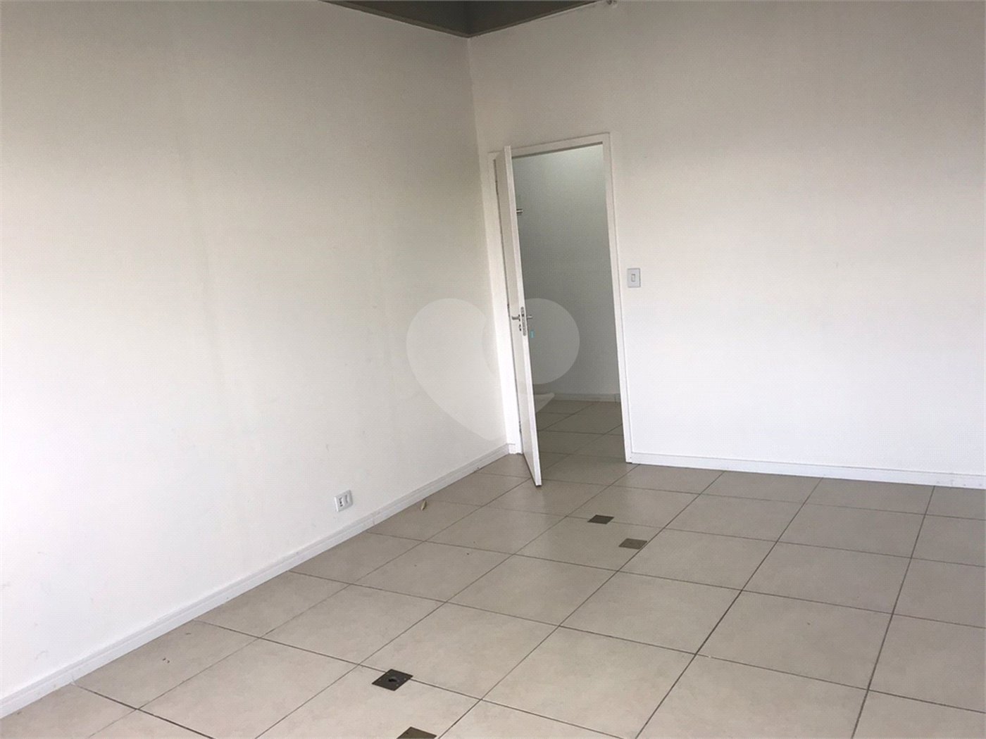 Sala para alugar em Vila Pirajussara, São Paulo, SP