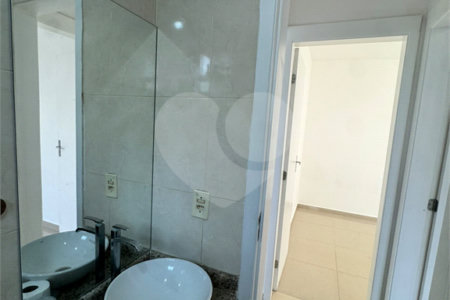 Apartamento para alugar com 2 quartos em Campo Grande, Rio de Janeiro, RJ