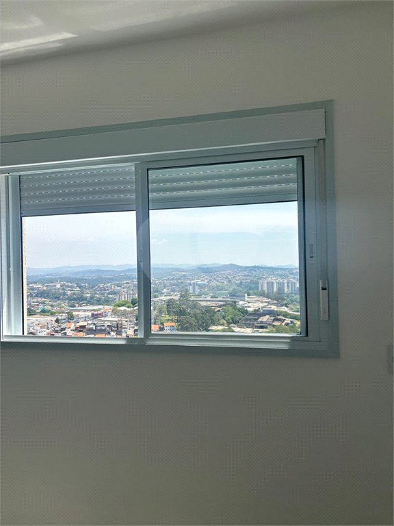 Apartamento à venda com 3 quartos, sendo 1 suíte,  em Barueri, Barueri, SP