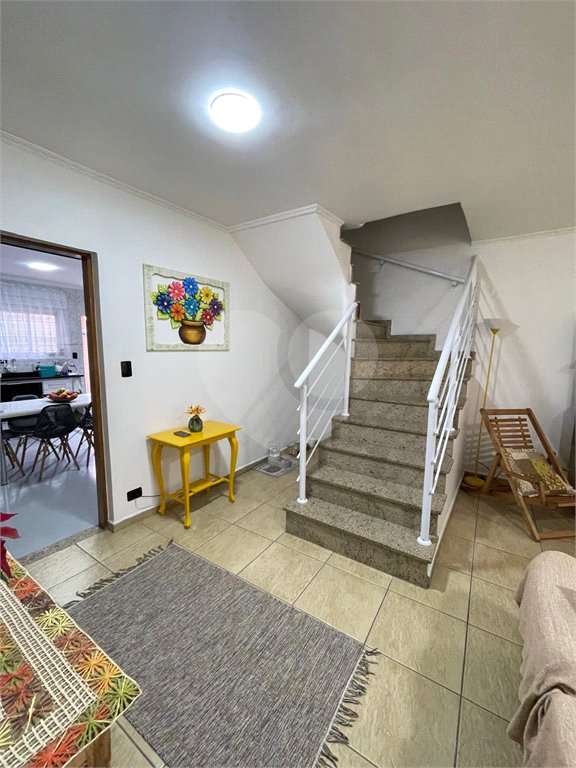 Sobrado à venda com 3 quartos, sendo 1 suíte, em Vila Gustavo, São Paulo, SP