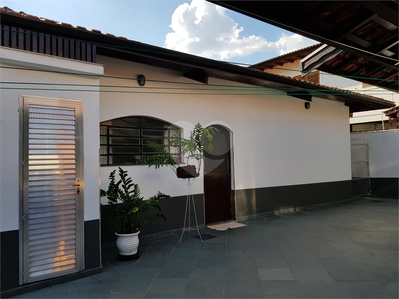 Casa à venda com 3 quartos, sendo 1 suíte, no condomínio City Campo Grande, São Paulo - SP