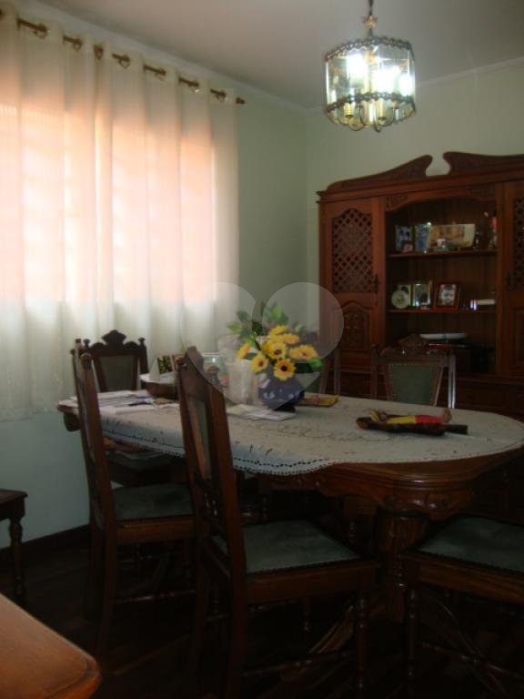 Sobrado à venda com 3 quartos, sendo 1 suíte, em Parada Inglesa, São Paulo, SP