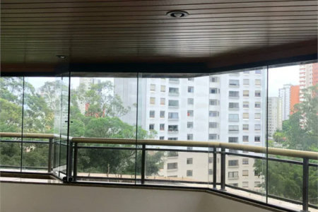 Apartamento à venda com 4 suítes em Vila Suzana, São Paulo, SP