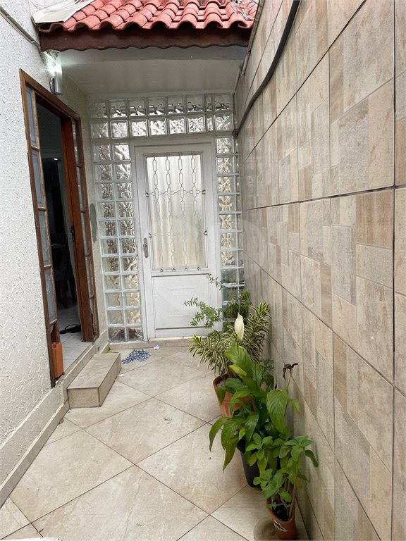 Sobrado à venda com 2 quartos, sendo 1 suíte,  em Ferreira, São Paulo, SP