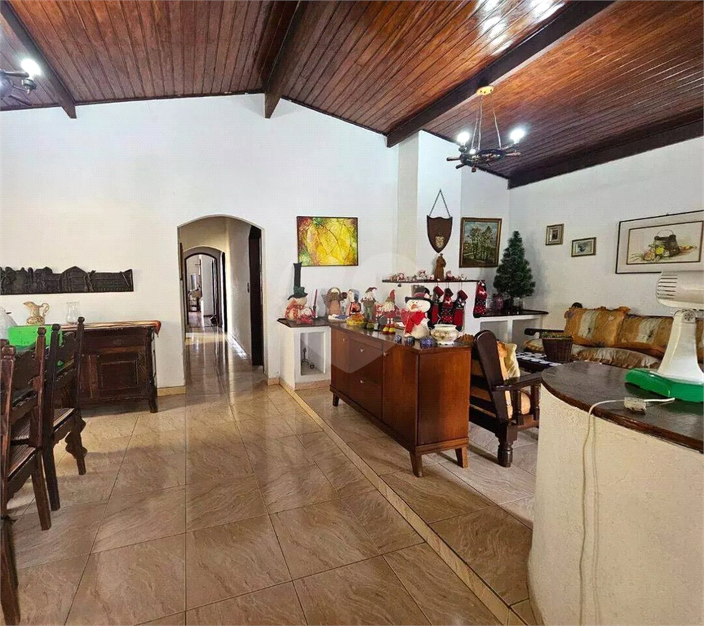 Casa Térrea à venda com 3 quartos, sendo 1 suíte, no Centro, Poá, SP