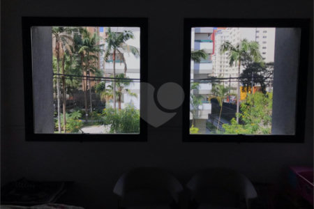 Apartamento à venda com 4 quartos, sendo 3 suítes, em Indianópolis, São Paulo, SP