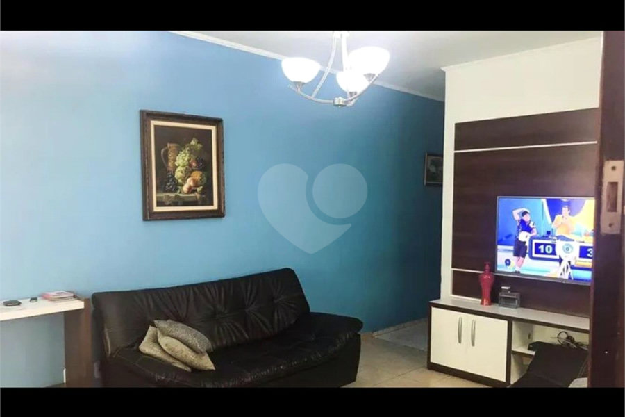 Sobrado à venda com 3 quartos, sendo 1 suíte, em Vila Prudente, São Paulo, SP