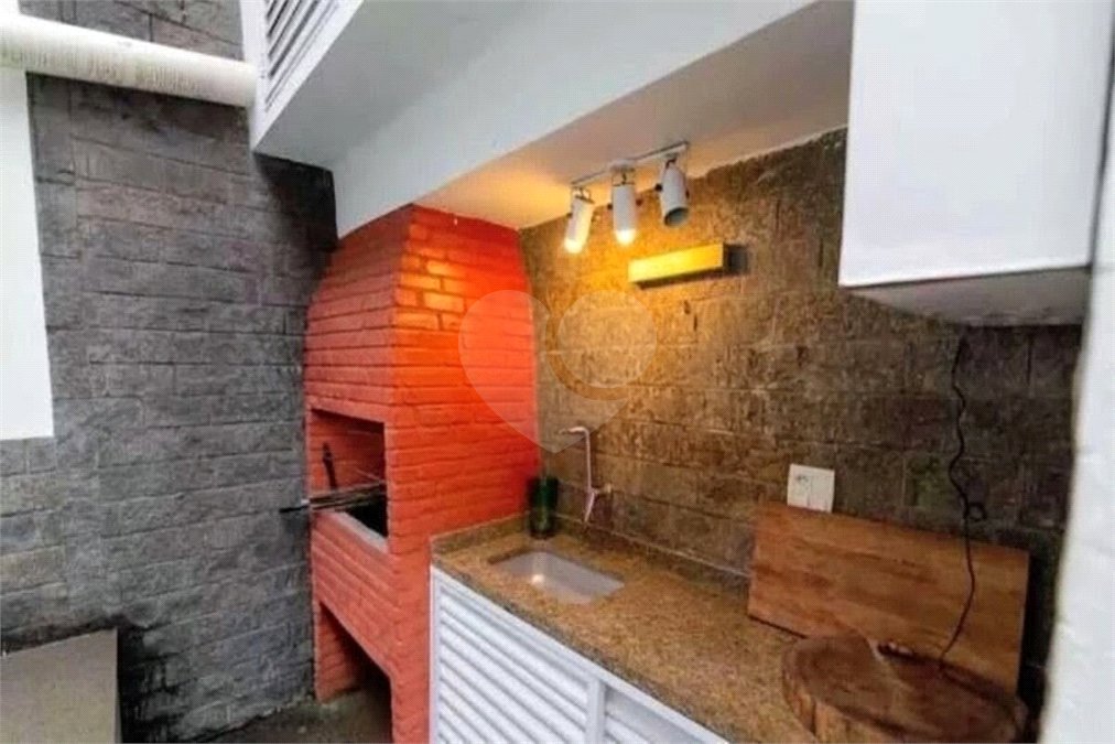 Casa à venda com 5 quartos, sendo 1 suíte,  em Tijuca, Rio de Janeiro, RJ