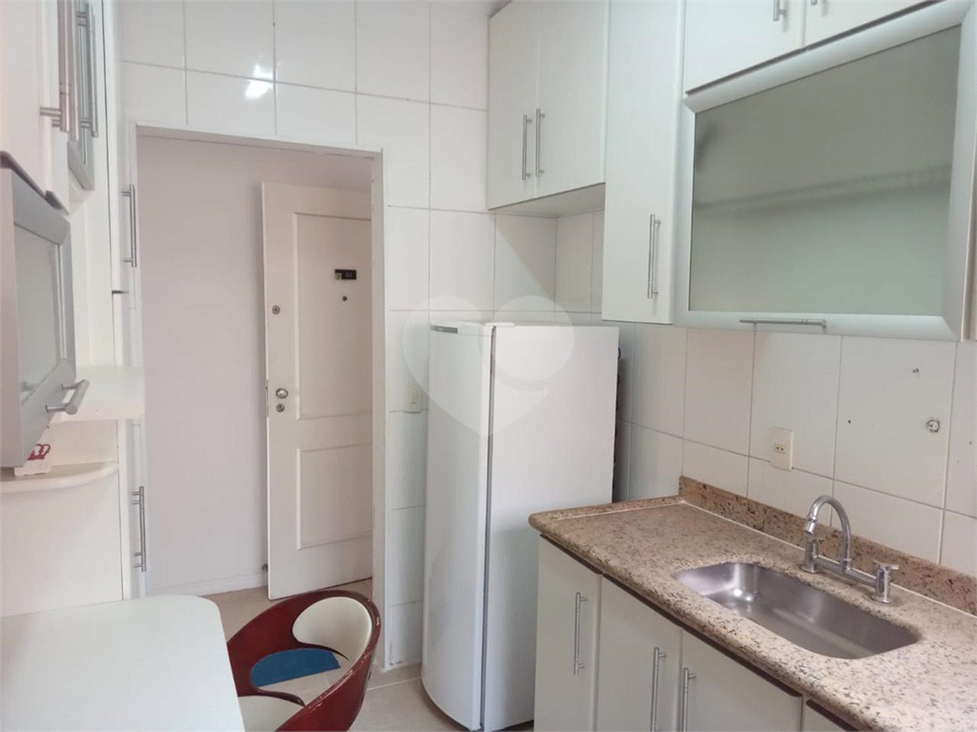Apartamento à venda com 3 quartos, sendo 1 suíte, em Santa Rosa, Vinhedo, SP