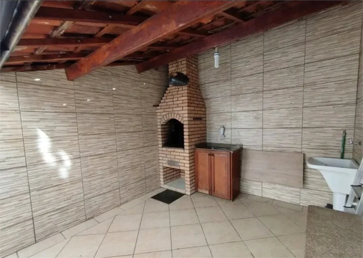 Sobrado à venda com 3 quartos, sendo 1 suíte, em Jardim Ester, São Paulo, SP