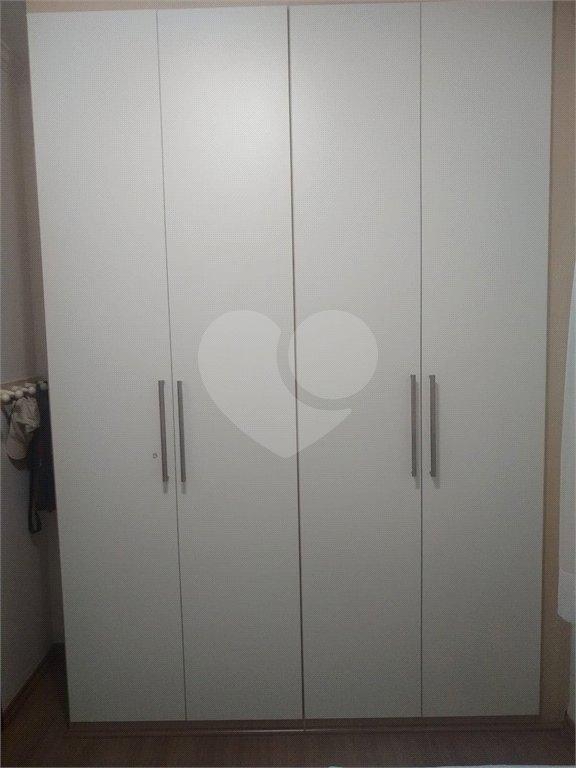 Sobrado à venda com 3 quartos, sendo 1 suíte,  em Vila do Castelo, São Paulo, SP