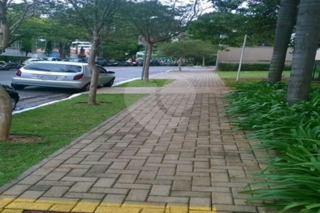 Sobrado à venda com 4 quartos, sendo 2 suítes, em Vila Sônia, São Paulo, SP