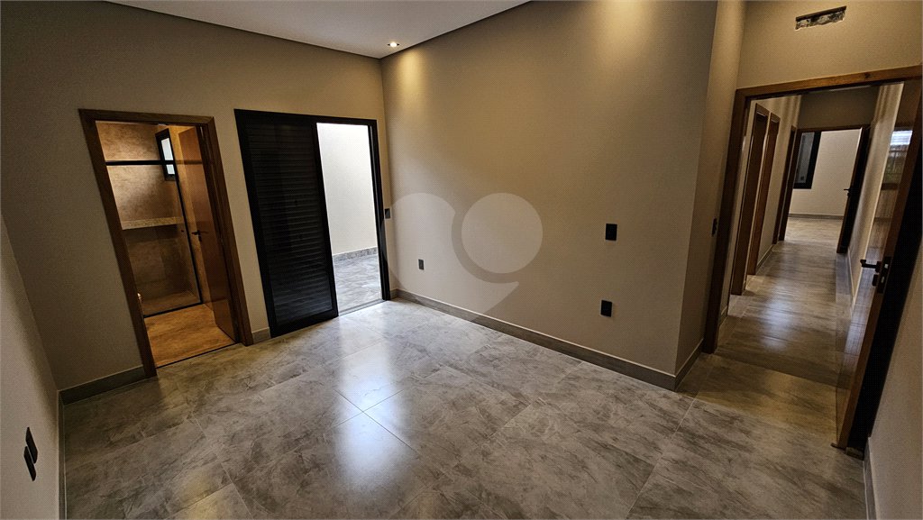 Casa à venda com 3 quartos, sendo 1 suíte, em Jardim das Araras, Indaiatuba, SP