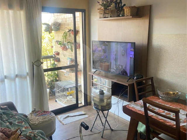 Apartamento à venda com 3 quartos, sendo 1 suíte,  em Santana, São Paulo, SP