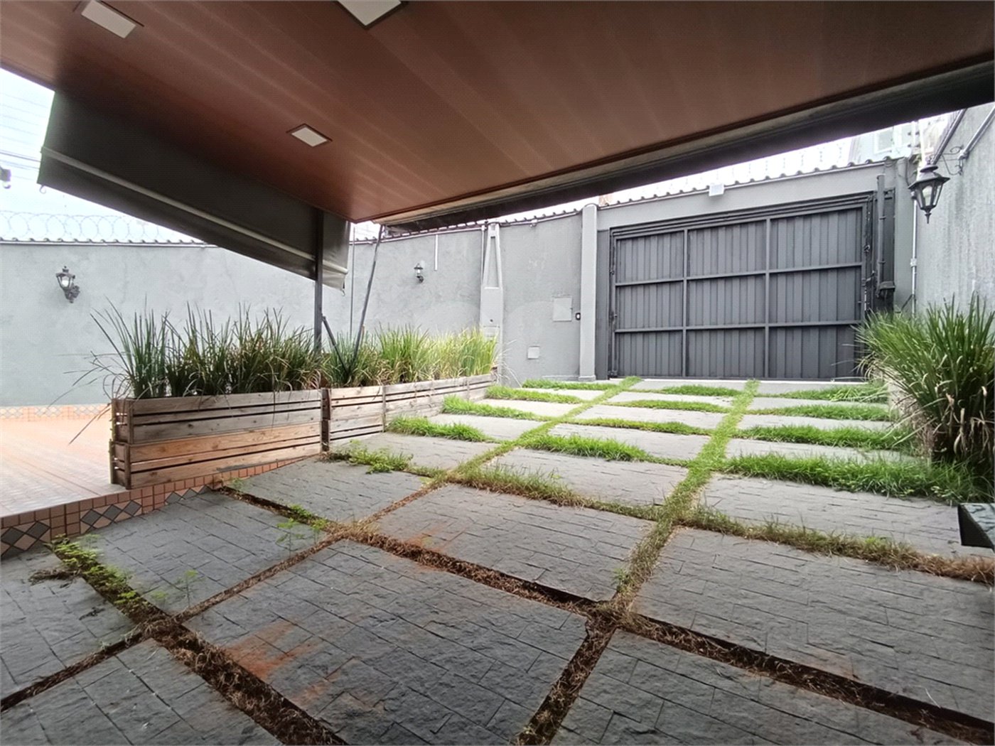 Casa à venda com 3 quartos, sendo 1 suíte,  em Jardim Santa Rosália, Sorocaba, SP