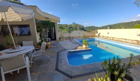 Casa à venda com 3 suítes em Tremembé, São Paulo, SP