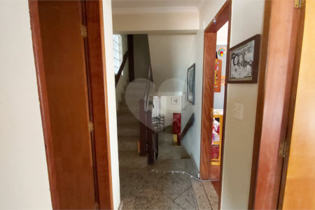 Sobrado à venda com 7 quartos, sendo 2 suítes, em Jardim Marajoara, São Paulo, SP