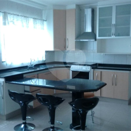 Sobrado à venda com 3 quartos, sendo 1 suíte, em Vila Antonina, São Paulo, SP
