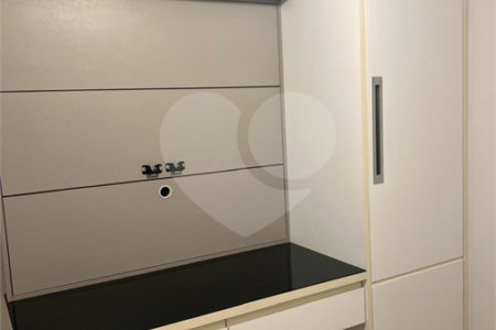 Apartamento à venda com 4 quartos, sendo 1 suíte, em Vila Mariana, São Paulo, SP