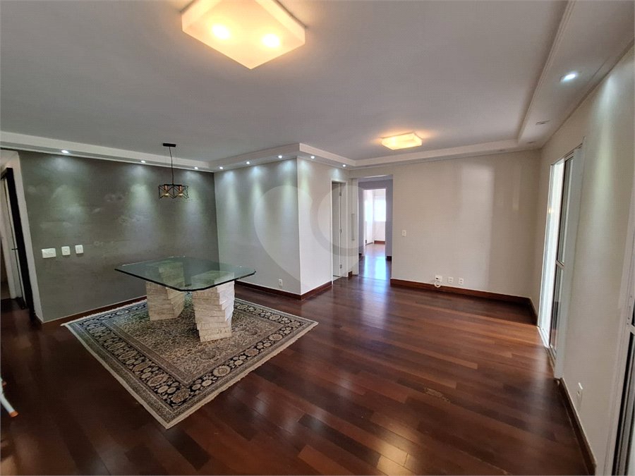 Apartamento para alugar com 3 suítes em Vila Suzana, São Paulo, SP