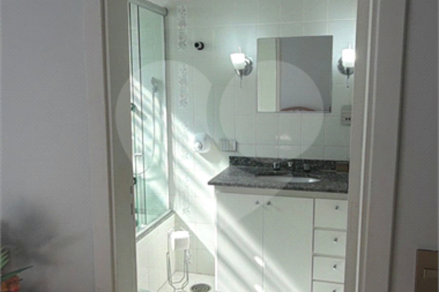 Sobrado à venda com 3 quartos, sendo 2 suítes, em Santana, São Paulo, SP