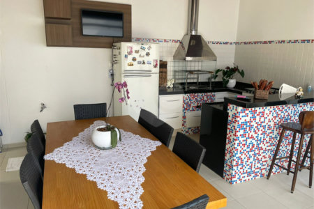 Casa à venda com 3 quartos, sendo 1 suíte, no condomínio Quinta da Boa Vista, Jundiaí - SP