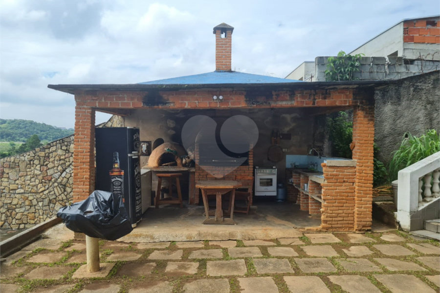 Chácara à venda com 4 quartos, sendo 2 suítes, em Jaraguá, São Paulo, SP