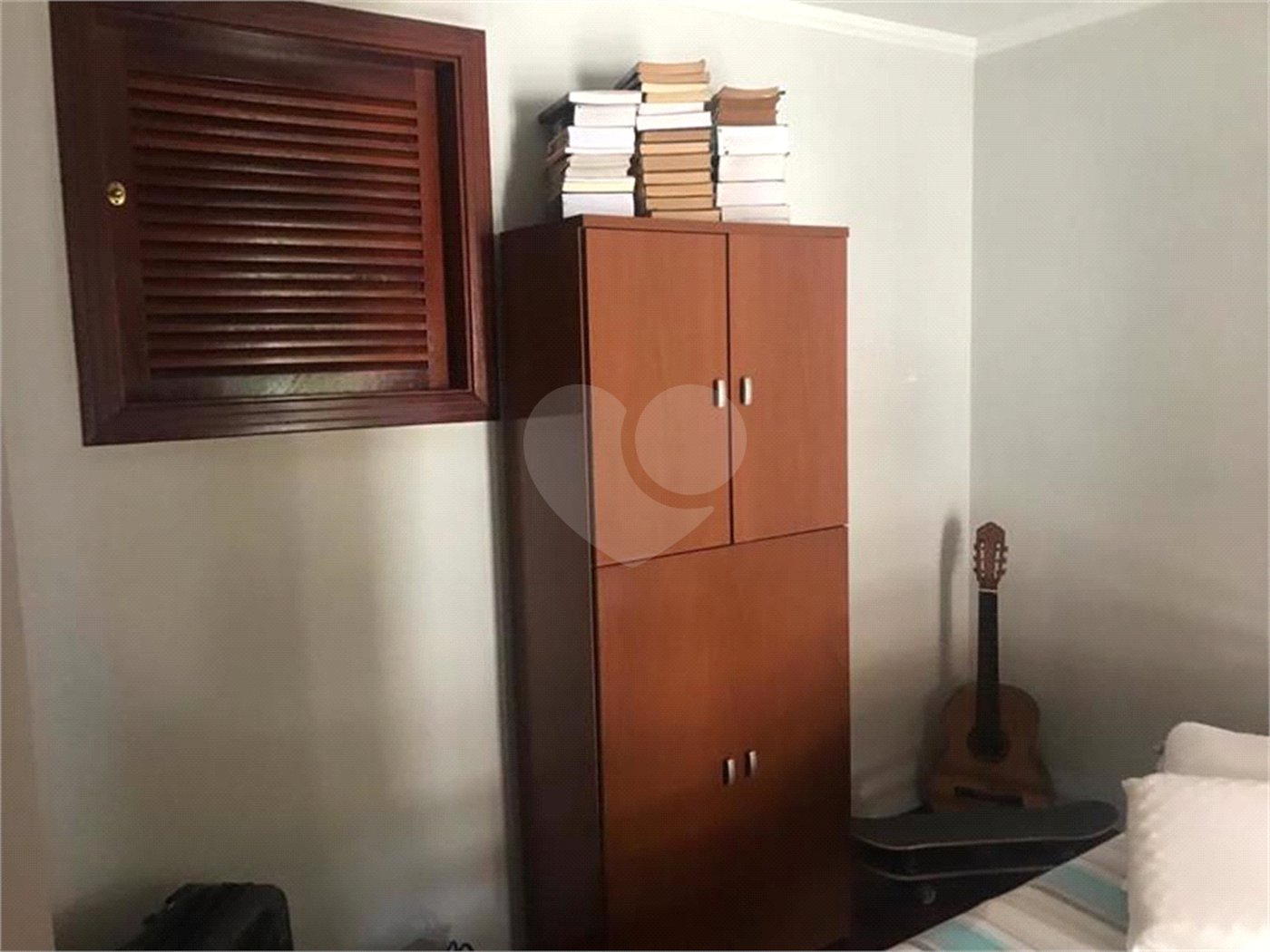 Casa à venda com 3 quartos, sendo 1 suíte, no condomínio Morada de Itapuã, São Paulo - SP