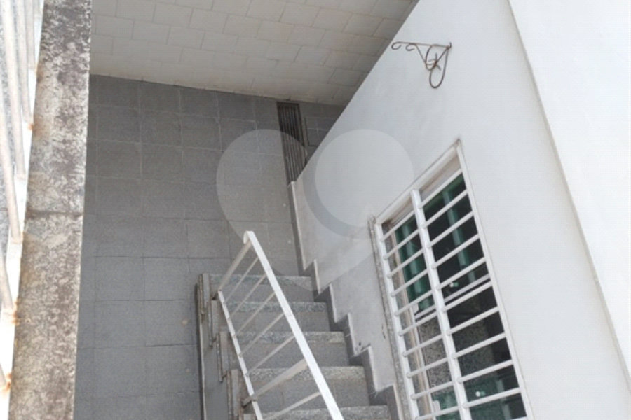 Sobrado à venda com 4 quartos, sendo 1 suíte,  em Parada Inglesa, São Paulo, SP